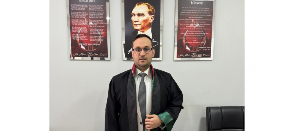 Anahtar Parti Düzce Merkez İlçe Hukuk Politikaları Başkanı Av. Hakan Deniz’den 5 Nisan Mesajı: “Güçlü Savunma, Güçlü Adalet Demektir”