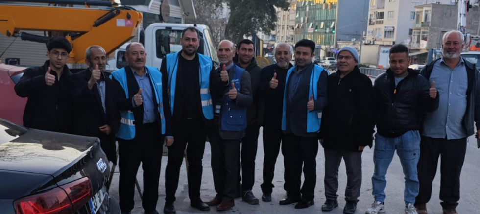 Bilal Oğuz: Mut’ta İftara 10 Kala Programında Vatandaşlara İftar Kumanyası Dağıtıldı