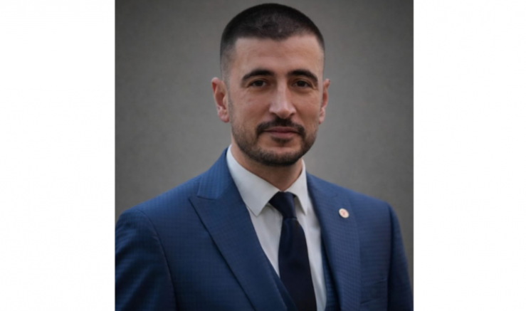 Cengiz Özyurt: 1 Mayıs emeğin onurunu ve dayanışmanın gücünü büyüten gündür