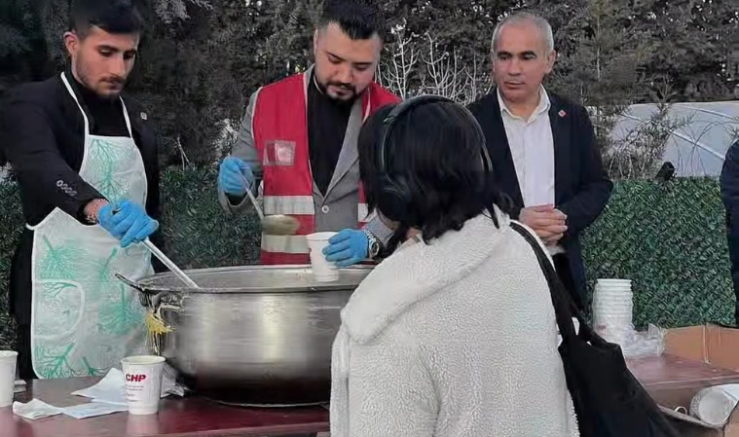 Engin Doğan: Öğrencilerimizle Dayanışmayı Ramazan Sofrasında Paylaştık