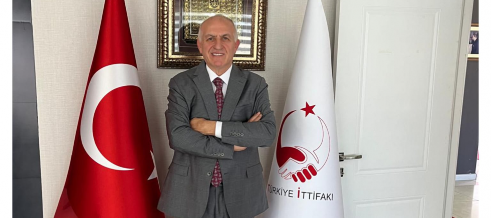 Hakkı Kıroğlu: Tüm Siyasi Partiler Aynı Masada Buluşmalı