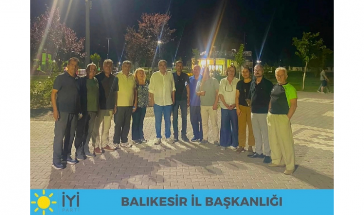 Hasan Fehmi Yörük Kepsut Panayırı'nda Vatandaşlarla Buluştu