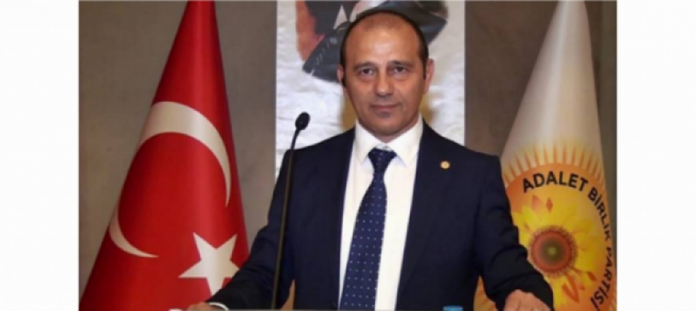 İRFAN UZUN: “EMEKLİLERİN GERÇEĞİYLE ŞİMŞEK’İN SÖYLEDİKLERİ UYUŞMUYOR”