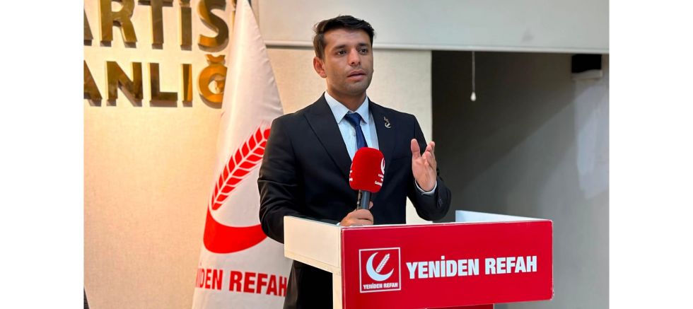 Mustafa Şimşek: Gençlerin Siyasete Güveni Yeniden İnşa Edilmeli
