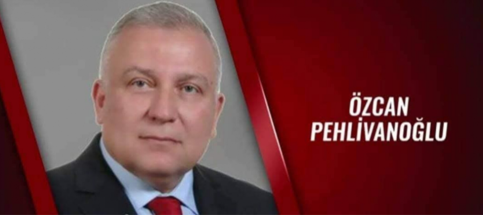 Özcan Pehlivanoğlu: Gençlerimizin Geleceğini Türkiye’de Kurması İçin Mücadele Etmeliyiz