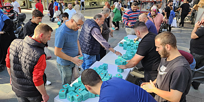 29.YEŞİL İHSANİYE ELMA FESTİVALİ LEZZET DAĞITIMI İLE BAŞLADI