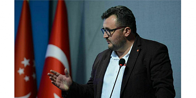 ABDULKADİR DURMAZ’DAN KADİR GECESİ MESAJI: “BU GECE, HEM İÇ HUZURUMUZU HEM TOPLUMSAL VİCDANI TAZELEYELİM”
