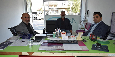 Ahmetli Kaymakamı Mehmet Kaan Kini’den Anahtar Parti İlçe Başkanlığı’na Ziyaret