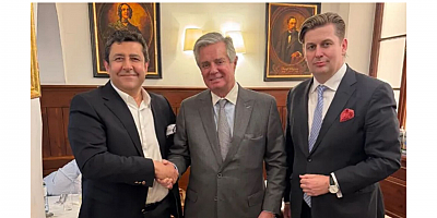 Almanya’daki Türk İş Dünyasından Stratejik Hamle: Çetin Ay, Trump Ekibiyle Avrupa’da Masaya Oturdu