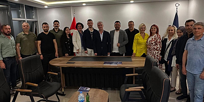 ANAHTAR PARTİ BALIKESİR İL BAŞKANI AHMET SAĞLAM: “EDREMİT İLÇE TEŞKİLATIMIZLA VERİMLİ BİR TOPLANTI GERÇEKLEŞTİRDİK”