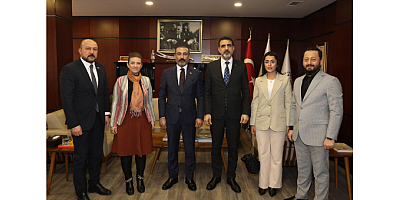 ANAHTAR PARTİ GAZİANTEP İL BAŞKANLIĞI’NDAN TİCARET ODASI’NA ZİYARET: “GAZİANTEP’İN EKONOMİK GÜCÜNÜ DAHA DA İLERİYE TAŞIYACAĞIZ”