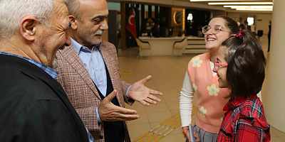 ‘Ata Biyografi’ Resim Sergisi Kartal Belediyesi’nde Açıldı