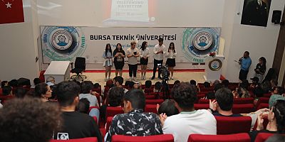 Bağımlılık tiyatro ile anlatıldı