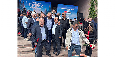 Barış Yarkadaş’a CHP Genel Merkezi’nde Yoğun İlgi