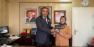 BAŞKAN ADAYI AYDOĞMUŞ, ŞAİR VE YAZAR NARİN ALTAN’I AĞIRLADI