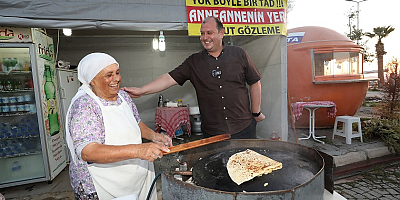 Başkan Çiçek, Gece Pazarı Esnafını Dinledi