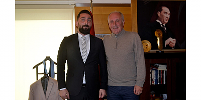 BAŞKAN ERKAN ARMUTÇU, MEMLEKET PARTİSİ GENEL BAŞKANI MUHARREM İNCE’Yİ ZİYARET ETTİ