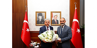Başkan Hakan Yazıcı’dan Vali Rahmi Doğan’a Ziyaret: “Sakarya’nın Geleceği İçin El Ele Veriyoruz”