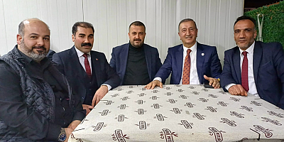 Bedri Yalçın: Biz bu bayrağın evladıyız