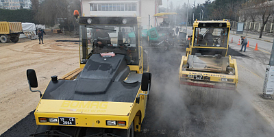 Belediyeden Yeni Millet Bahçesi yanına yol ve otopark
