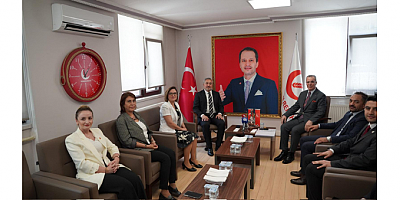 Bülent Osman Osmanağaoğlu: “Bayramlar, siyasi nezaketin ve millet iradesine saygının timsalidir”