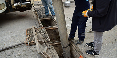 BUSKİ Orhangazi‘de Logar ve Mazgalları Temizledi