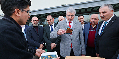 Büyükşehir arıcılar için elini taşın altına koyuyor: “Doğa ve insan için desteğe devam edeceğiz”
