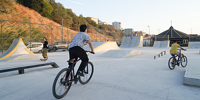 Büyükşehir’den, Bandırma’ya deniz manzaralı Skate Park