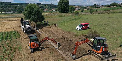 Büyükşehir, tarımsal sulama kanallarını temizliyor