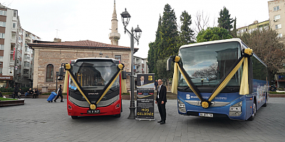 Büyükşehir yeni toplu taşıma araçlarını görücüye çıkardı