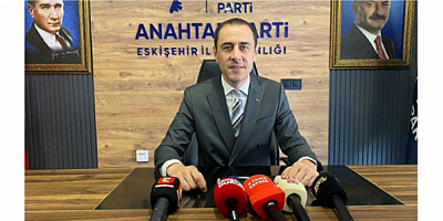 ÇAĞLAR ÖLCE: “ESKİŞEHİR’DEN YÜKSELEN BU SES, TÜRKİYE’NİN UMUDU OLACAK”