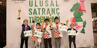ÇANKAYA’NIN ‘KASPAROV’LARI YARIŞTI