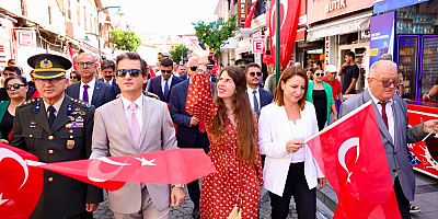 Çeşme Festivali Yeni Türkü ile Görkemli Bir Final Yaptı