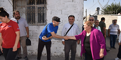 Ceyhan Belediye Başkanı Hülya Erdem, inşaatı devam eden tesislerde basın mensuplarıyla bir araya geldi