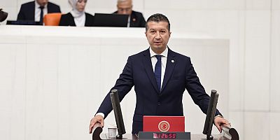 CHP Burdur Milletvekili İzzet AKBULUT Burdur Tren Garı Raylarını Sordu...  - Şehri 'Berlin Duvarı' gibi İkiye Bölüyor..  - 2019 da Taşınacağı Sözü Verilmişti..