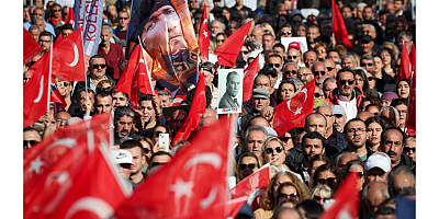 CHP’li Akyıl, Teröre ve Şiddete Karşı Yaşam Hakkı Mitingi’ne katıldı