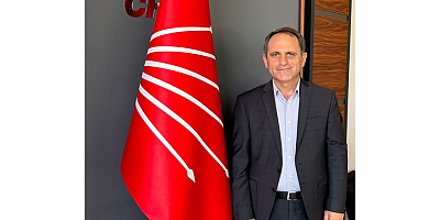 CHP Parti Meclis Üyesi Ecevit Keleş’ten Zafer Bayramı Mesajı  