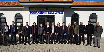 CHP PM Üyesi Ecevit Keleş’ten Doğanşehir Belediyesi’ne Ziyaret