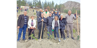 CHP TOKAT İL ÖRGÜTÜNDEN GIJ GIJ KENT ORMANI'NDA 