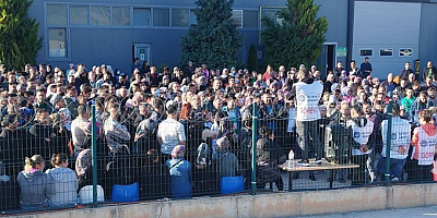 CHP TOKAT MERKEZ İLÇE BAŞKANI AYTEKİN AYAN: “İŞÇİLERİN HAKKI GASPEDİLEMEZ, ŞIK MAKAS VE CROSS TEKSTİL DERHAL MAAŞLARI ÖDEMELİDİR”