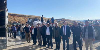ÇİFTÇİLERE SERTİFİKALI TOHUM DAĞITILDI
