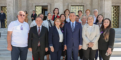 ECEVİT KELEŞ: “KADINLARIN SİYASETTEKİ GÜCÜ HER GEÇEN GÜN BÜYÜYOR”