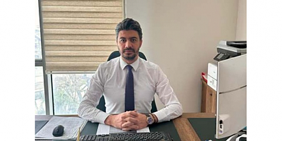 FADIL KOÇAK: BU TOPRAKLAR ŞEHİTLERİMİZİN ALNI AÇIK MÜCADELESİYLE VATAN OLMUŞTUR