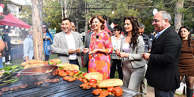 “FESTİVALLER BİRLİKTE YAŞAMA KÜLTÜRÜMÜZÜ GÜÇLENDİRİYOR”