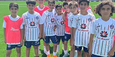 GELİŞİM SPOR KULÜBÜ ANTRENÖRÜ TANER ASLAN:  -ÇOCUKLARIMIZA GEÇİCİ DEĞİL, GELECEK OLARAK BAKIYORUZ