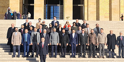 Genel Başkan İbrahim Çelebi, Tarihi Bir Ziyaret İle Anıtkabir'de: Parti ve Ülke Geleceğine Dair Mesajlar