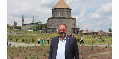 GENEL BAŞKAN ÖZBEY SEL BÖLGESİNDE: “VATANDAŞLARIMIZIN YANINDAYIZ”