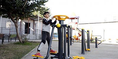 GÜNDOĞDU PARKINA OYUN GRUPLARI VE SPOR ALETLERİ YERLEŞTİRİLDİ