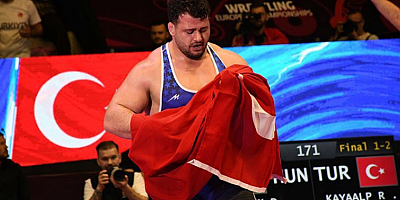 Hasan Tüzün: Rıza Kayaalp’in Tarihi Başarısı Türk Sporunun Gücünü Dünyaya Bir Kez Daha Gösterdi