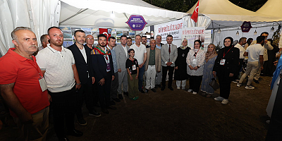 Hemşehri buluşmalarına unutulmaz son: Millet Bahçesi kültür festivalinde on binleri ağırladı
